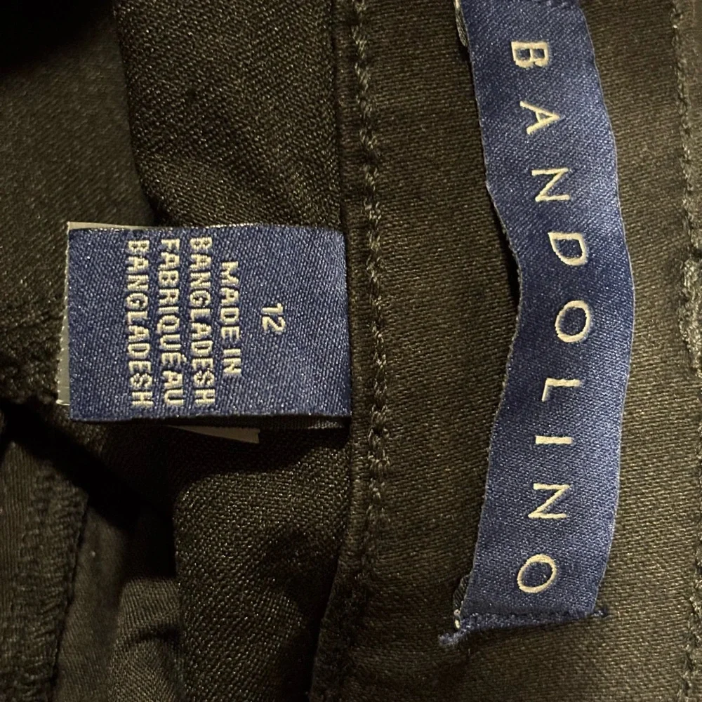 Bandolino Women's Deluxe Straight Leg Jeans - Dark Black - Picture 2 of 4